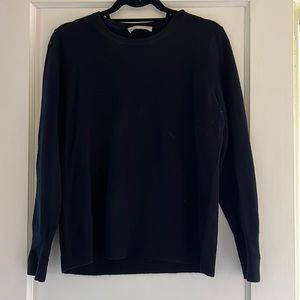 Black cashmere sweater from Everlane size medium with flaws